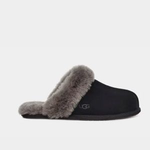 Ugh scuffette 2 slippers